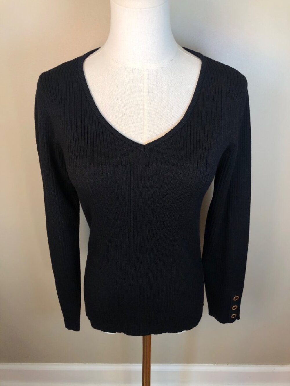 Elie Tahari Black Ribbed V-Neck Sweater Size L Gold Tone Button Cuff Accent